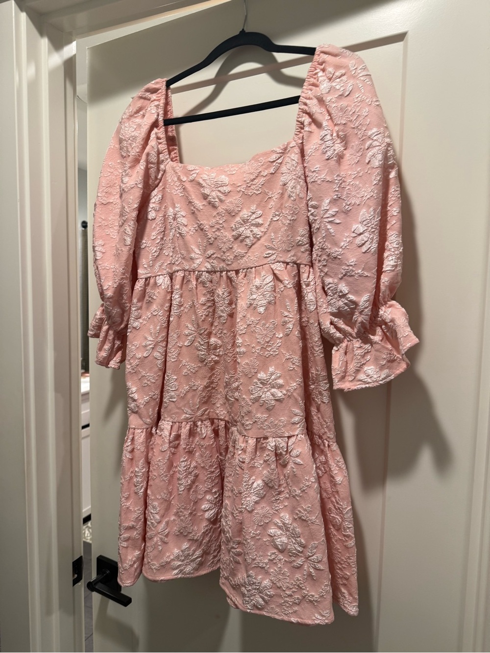 entro Blush Pink Embroidered Mini Dress